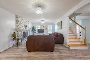 3944 Thornhill Dr SW, Lilburn, GA 30047 - Photo 10