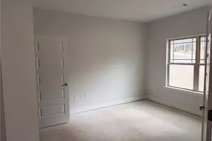 150 Magnolia Villas Dr, Cornelia, GA 30531 - Photo 8