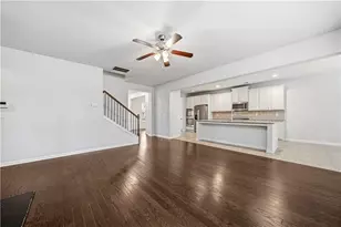 425 Lance View Ln, Lawrenceville, GA 30045 - Photo 8