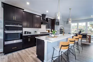 378 Sunset Hollow St, Sugar Hill, GA 30518 - Photo 2