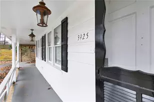 3925 Chicamauga Dr NE, Kennesaw, GA 30144 - Photo 2