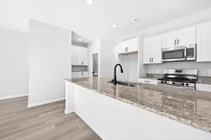 578 Madison St, Commerce, GA 30529 - Photo 8