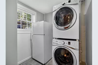 1072 Northcliffe Drive NW, Atlanta, GA 30318 - Photo 32