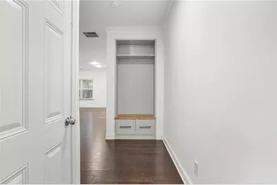 702 Barberry Drive, Woodstock, GA 30188 - Photo 4