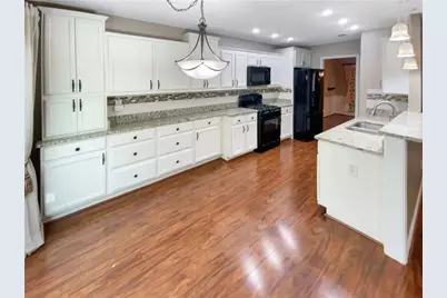 153 Wallnut Hall Circle, Woodstock, GA 30189 - Photo 2