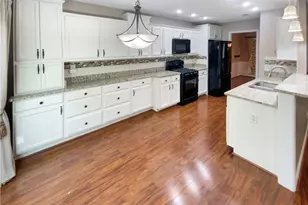 153 Wallnut Hall Cir, Woodstock, GA 30189 - Photo 2