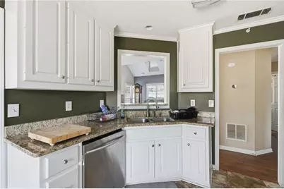 355 Radcliffe Trace, Covington, GA 30016 - Photo 8