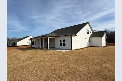 5528 Tullis Drive, Gainesville, GA 30507 - Photo 4