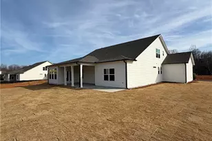 5528 Tullis Dr, Gainesville, GA 30507 - Photo 4