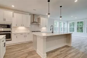 5528 Tullis Dr, Gainesville, GA 30507 - Photo 12