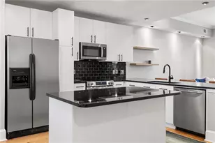722 Cosmopolitan Dr NE, Atlanta, GA 30324 - Photo 8