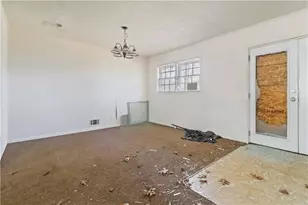 5619 Phillips Dr, Forest Park, GA 30297 - Photo 8