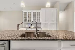 3297 Park Pointe Cir, Scottdale, GA 30079 - Photo 10