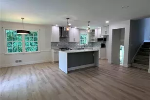 921 James Ct NW, Marietta, GA 30060 - Photo 2