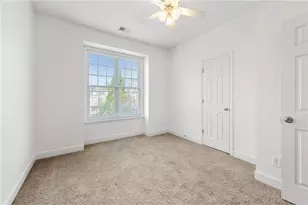 2052 Cobblestone Cir NE, Atlanta, GA 30319 - Photo 22