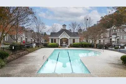 2052 Cobblestone Circle NE, Atlanta, GA 30319 - Photo 32