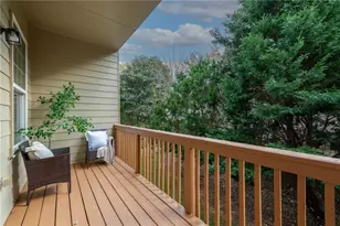 2052 Cobblestone Cir NE, Atlanta, GA 30319 - Photo 28