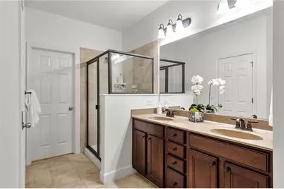 2052 Cobblestone Circle NE, Atlanta, GA 30319 - Photo 18