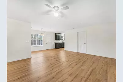 1252 Lakeview Drive NW, Conyers, GA 30012 - Photo 6