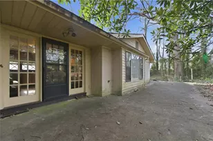 4094 Thunderbird Trail, Stone Mountain, GA 30083 - Photo 38