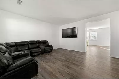 1183 Lanier Springs Drive, Buford, GA 30518 - Photo 8