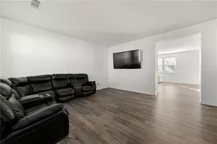 1183 Lanier Springs Dr, Buford, GA 30518 - Photo 8