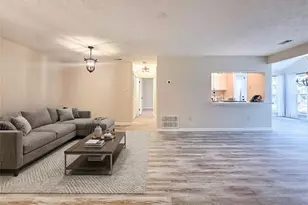 2214 Lake Pointe Cir, Roswell, GA 30075 - Photo 8