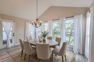 2214 Lake Pointe Cir, Roswell, GA 30075 - Photo 16