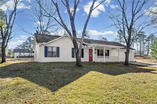 5345 Memorial Ln, Powder Springs, GA 30127 - Photo 4