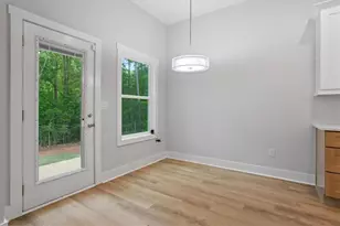 3902 Bouldercrest Rd SE, Ellenwood, GA 30294 - Photo 10