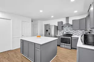 1941 Rocky Mill Ln, Lawrenceville, GA 30044 - Photo 6