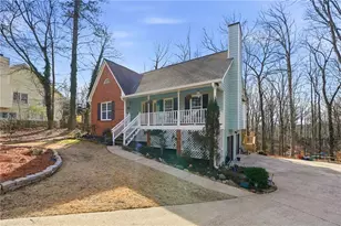 116 Plantation Trce, Woodstock, GA 30188 - Photo 2