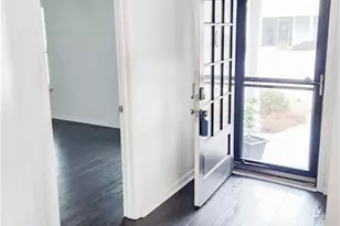 511 Anglewood Trace, Stockbridge, GA 30281 - Photo 2