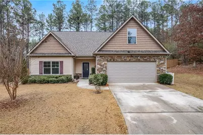 21 Sunny Point, Newnan, GA 30263 - Photo 2