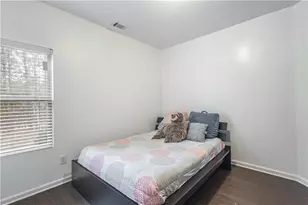 21 Sunny Pt, Newnan, GA 30263 - Photo 14