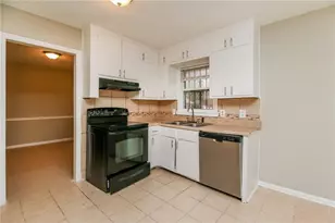 4033 Emerald N Cir, Decatur, GA 30035 - Photo 8