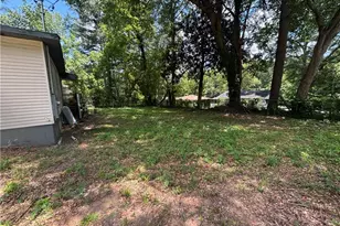 479 Aberdeen Dr NW, Atlanta, GA 30318 - Photo 4