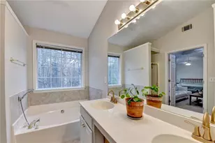 370 Manor Glen Dr, Suwanee, GA 30024 - Photo 26