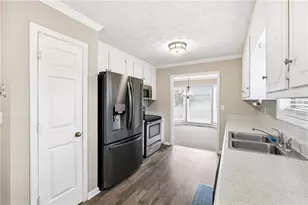 609 Shay Dr SW, Marietta, GA 30060 - Photo 16