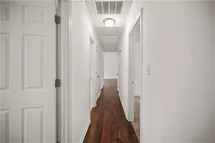 5232 Mainstreet Park Dr, Stone Mountain, GA 30088 - Photo 16