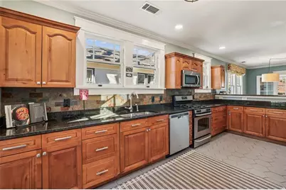 2077 Ridgedale Road NE, Atlanta, GA 30317 - Photo 16