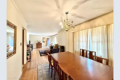 1024 Burton Drive NE, Atlanta, GA 30329 - Photo 6