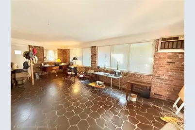 1024 Burton Drive NE, Atlanta, GA 30329 - Photo 16