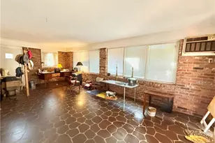 1024 Burton Dr NE, Atlanta, GA 30329 - Photo 16