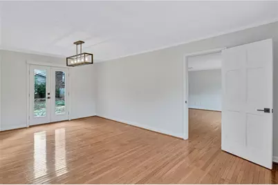 5045 Chestnut Forest Lane, Dunwoody, GA 30360 - Photo 10