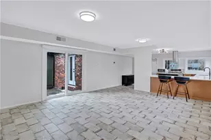 5045 Chestnut Forest Ln, Dunwoody, GA 30360 - Photo 4