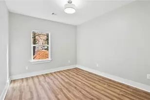 1384 Epworth St SW, Atlanta, GA 30310 - Photo 16