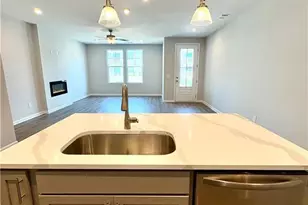 479 Crown Dr, Emerson, GA 30137 - Photo 6