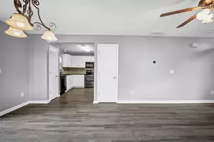 275 Cottonwood Creek Cir, Canton, GA 30114 - Photo 4