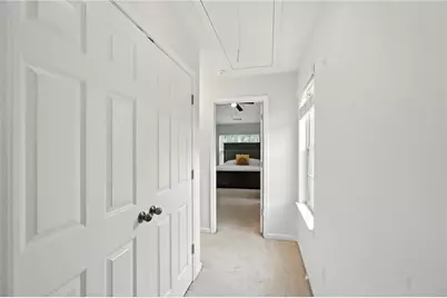 1689 Liberty Parkway NW, Atlanta, GA 30318 - Photo 20